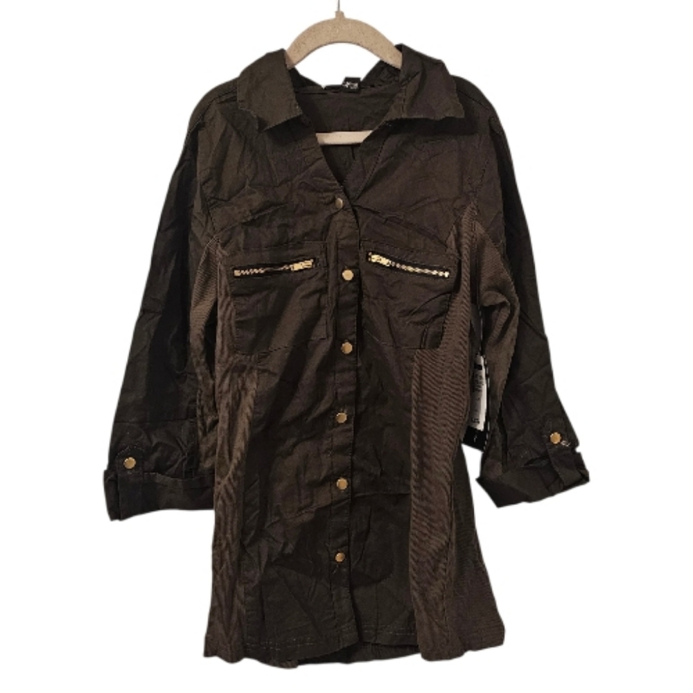 Green and Gold International INC Company Women's Ribbed Side Button Down Shirt